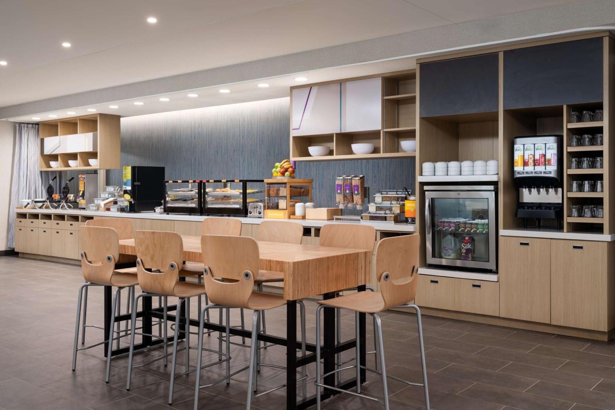 Home2 Suites By Hilton Уинтер-Хейвен Экстерьер фото
